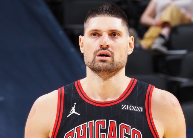 太阳鏖战深圳队，武切维奇状态火热