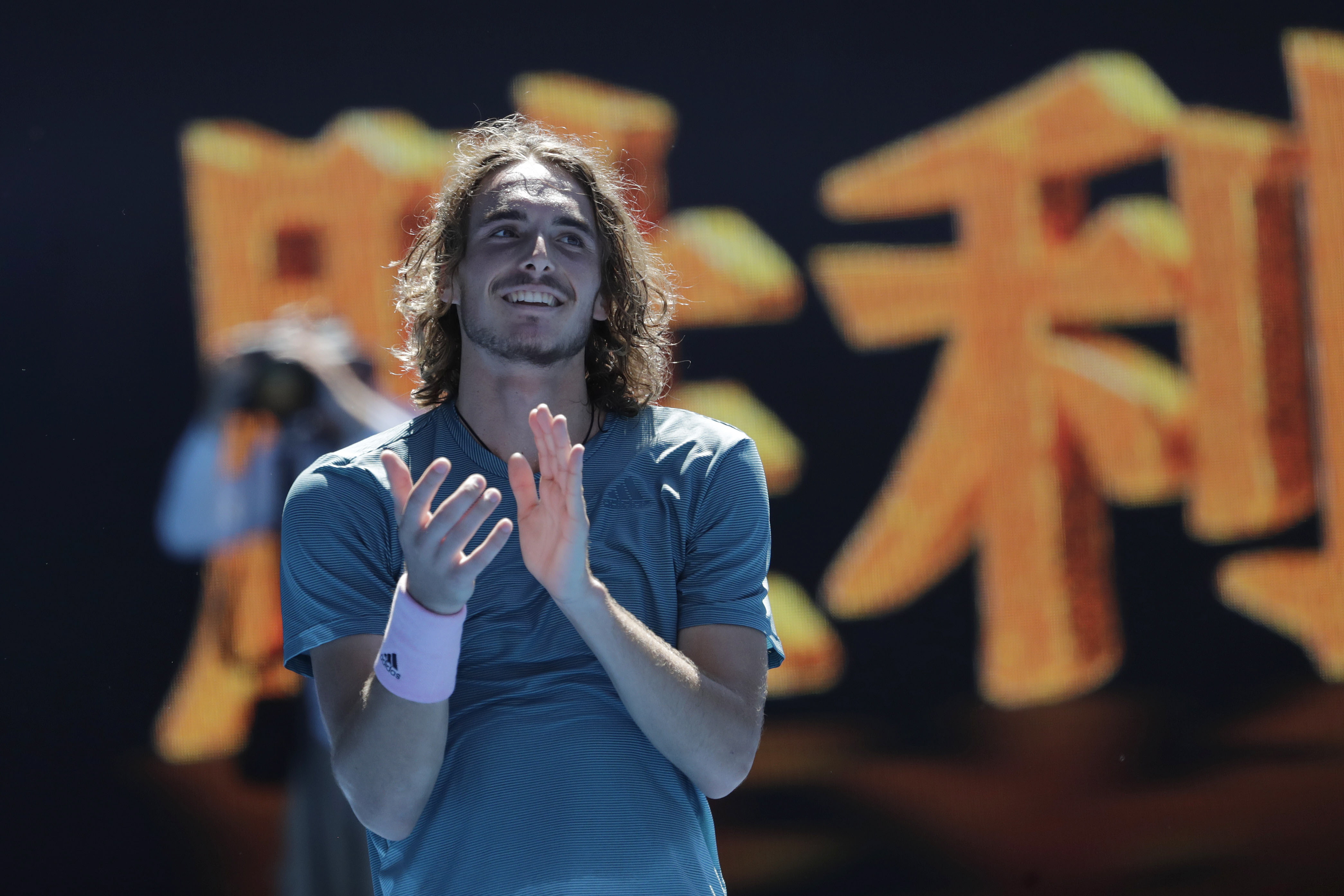 澳网轻取拉沃尔杯，西西帕斯刷新纪录