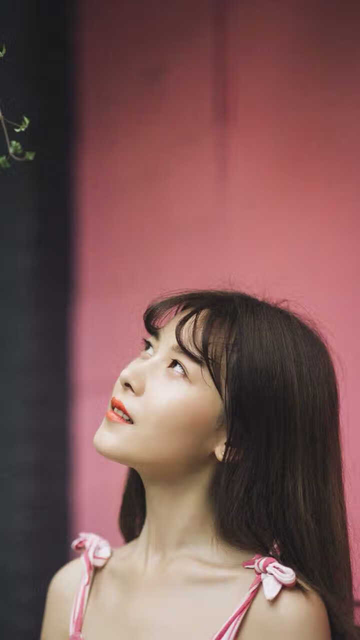 轰鸣与终哨，当F1赛道上的年度决战遇见篮球场的压哨绝杀